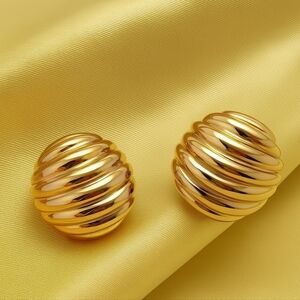 Polished Rose Gold Twist Stud Earrings – 0.7-Inch Dainty Modern Women's Jewelry